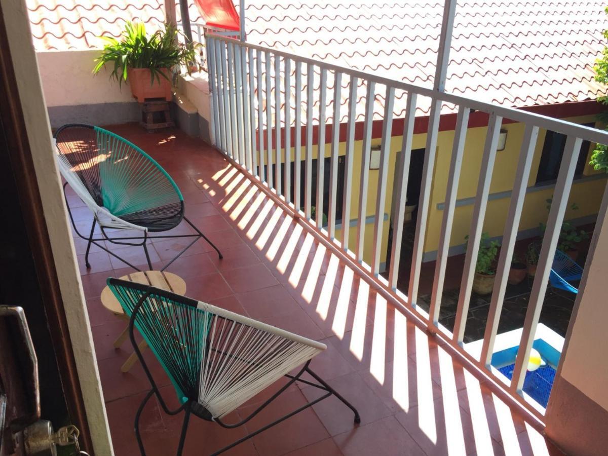Hostal La Tortuga Booluda León Extérieur photo